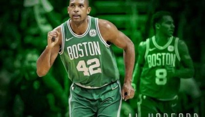 南宫大舞台- 凯尔特人交易得到全明星后卫，提升争冠竞争力  