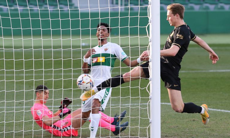  兰斯中场核心传射建功,助球队客场逼平尼斯