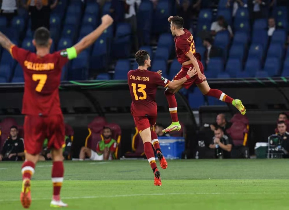  罗马进攻多点开花，狼队前锋集体爆发建功